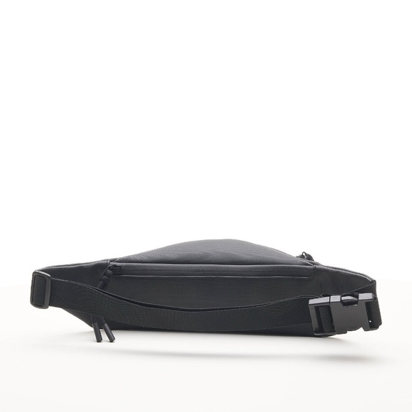 Lacoste Unisex Black Belt Bag - Picture 4 of 8